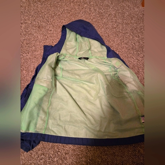 North face rain coat - Picture 2 of 3
